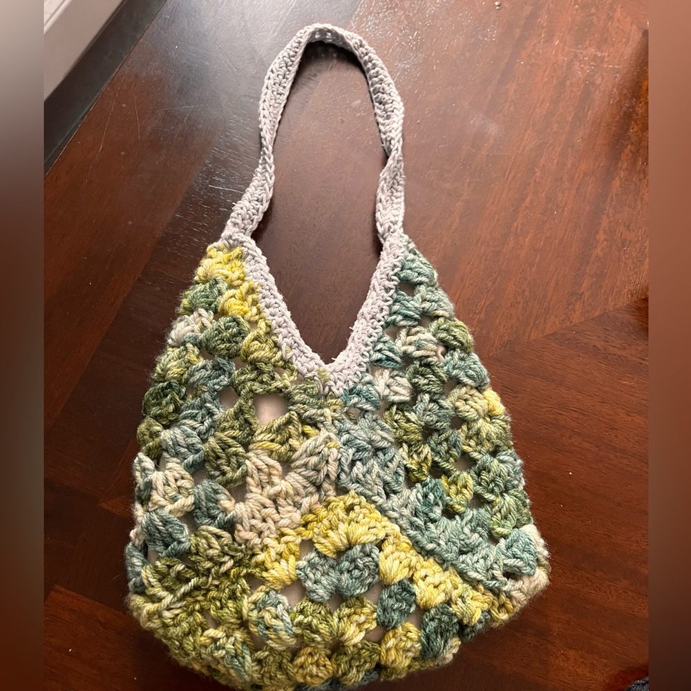 Small crochet bag
